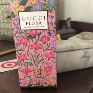 Gucci Flora perfume box